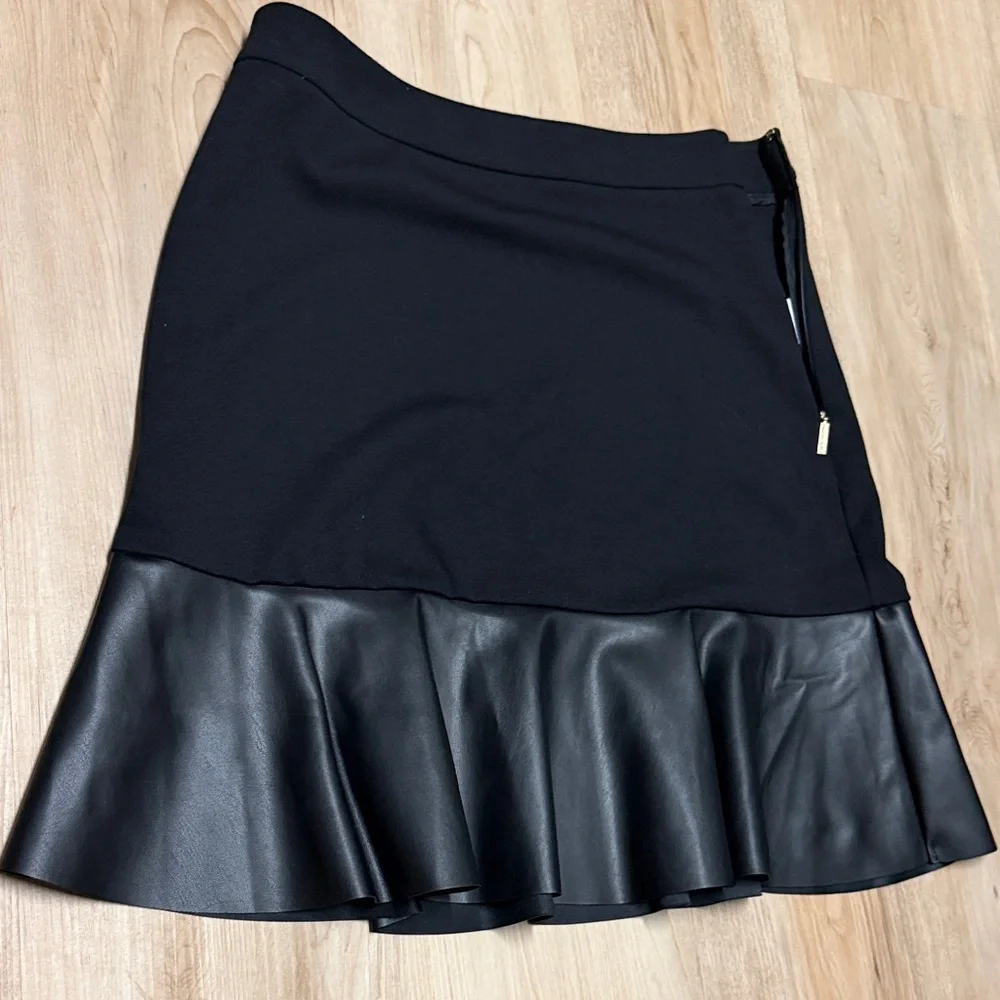 Michael Kors Black Mini Skirt with Leather-Style Hem - Picture 5 of 6